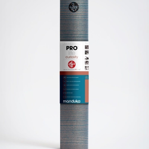 ISO!!!!!! Manduka prolite opalescent mat - Picture 1 of 4
